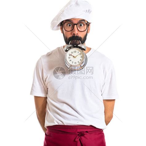 一个笑的厨师用白色背高清图片下载-正版图片502982439-摄图网