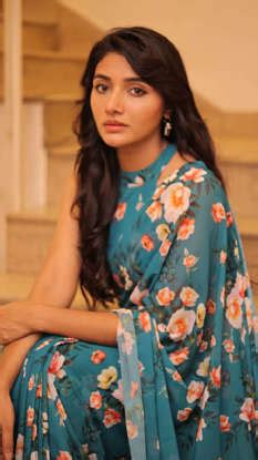 Mirnaa Inspired Elegant Hairstyles To Pair With Silk Sarees