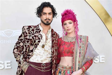 Halsey is engaged to 'Victorious'' actor Avan Jogia