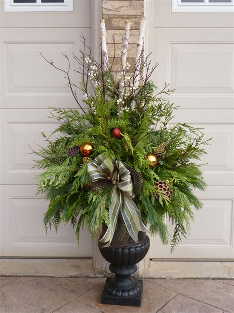 How To Decorate Outdoor Christmas Pots at Jennifer Varner blog