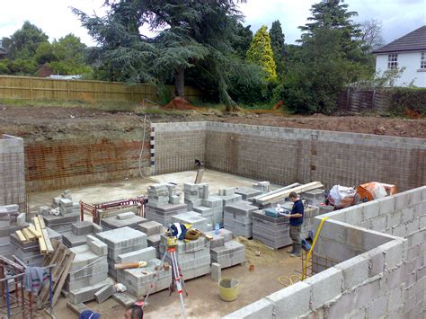 Building Basements 的图像结果