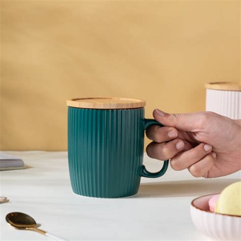 Ceramic Mug with Wooden Lid Green Online - Premium Coffee Mug | Nestasia