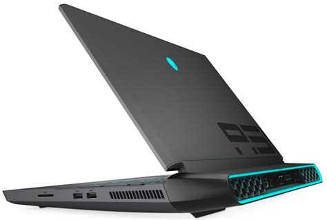 Alienware Area 51M R1 vs R2 的图像结果
