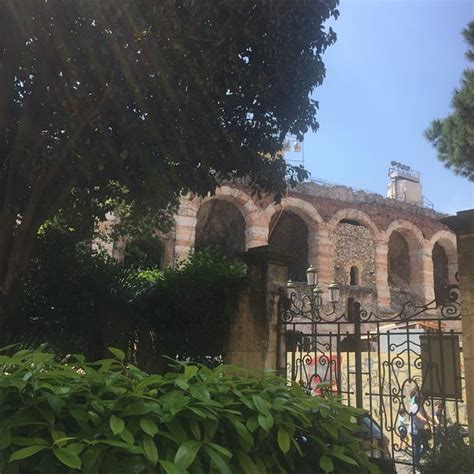 ARENA LUXURY ROOMS (Verona) - B&B Reviews, Photos, Rate Comparison ...