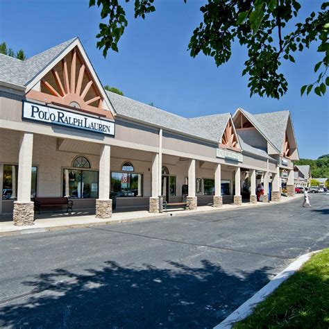 TANGER OUTLETS BLOWING ROCK (2025) All You Need to Know BEFORE You Go ...