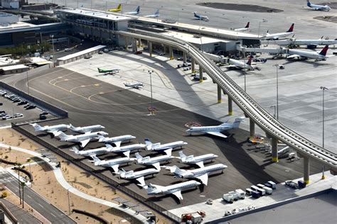 Phoenix Sky Harbor Sets Record for Busiest Day Ever | Phoenix Sky ...