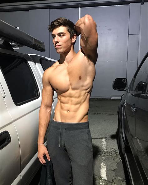 BoyZoo - Brayden Dunbar