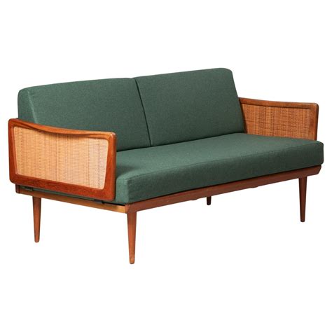 Peter Hvidt and Orla Mølgaard-Nielsen Daybed / Sofa Produced by France ...