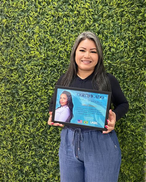 Jessica Novak | MENTORA HIGH TICKET- Lash | Uma aluna dedicada e que ...