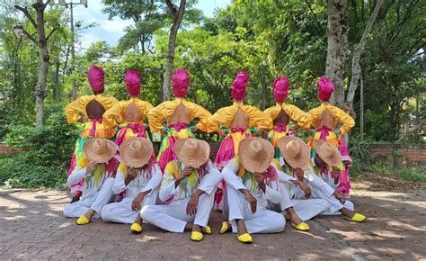 En Cali se realiza el IX Festival Nacional de Danza Folclórica en ...