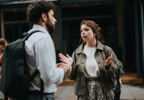 The Psychology Of Deflection (How To Respond + How To Stop)