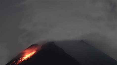 Image result for Live Streaming Gunung Merapi