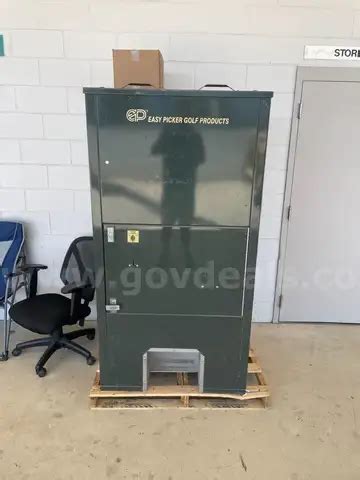 DRIVING RANGE BALL DISPENSER | AllSurplus