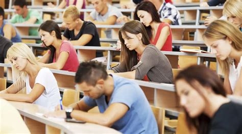 Important Tips For Maintaining Good Grades In College - University Magazine