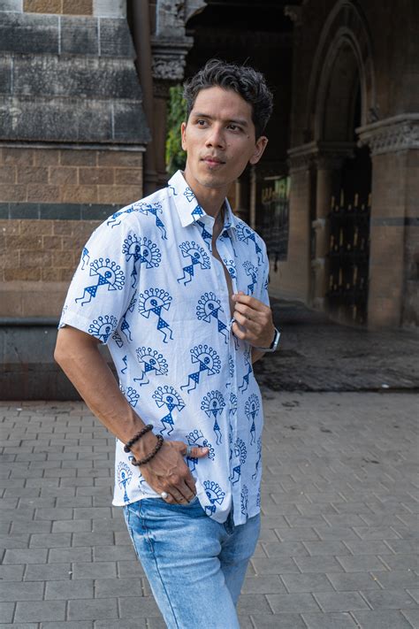 Varli Blue Relaxed Fit Short Sleeve Shirt – thesotr.com