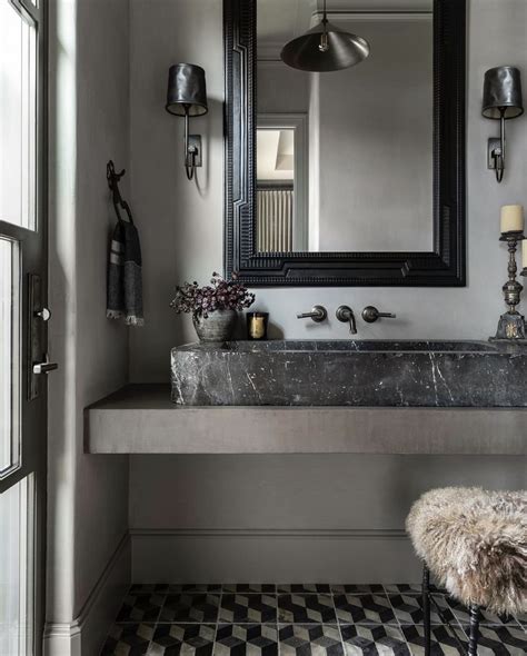Black and White Checkered Bathroom Floor