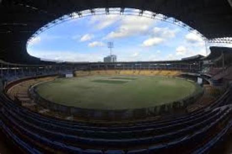 How to reach Chinnaswamy Stadium Gate 2 City Bengaluru