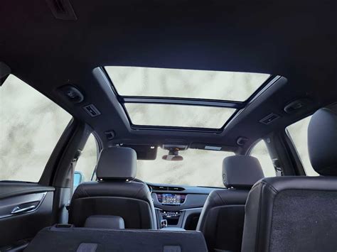 2024 Cadillac XT6 Luxury Woburn MA | Colonial Cadillac 1GYKPBR45RZ723805