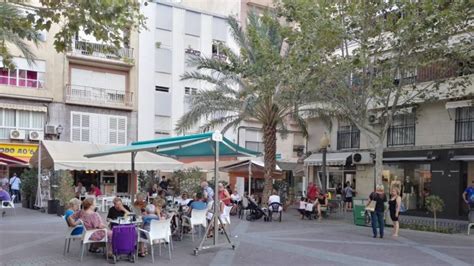 Más barras y terrazas para la Nit de l'Albà y la Roà | Actualidad ...