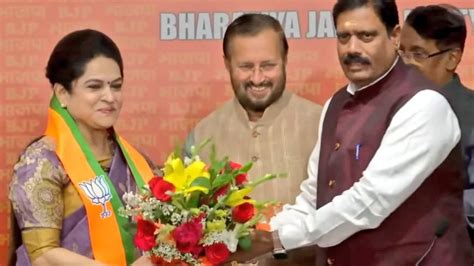 Padmaja Venugopal, Daughter Of Ex-Kerala CM Quits Congress, Joins BJP ...