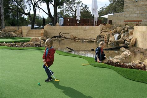 Mini Golf Range 的图像结果