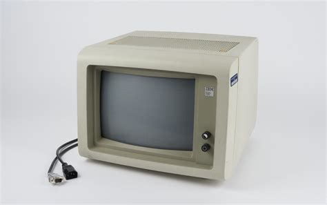 IBM First Computer 的图像结果