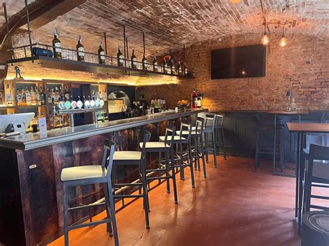 THE IRISHMAN SIENA - Restaurant Reviews, Phone Number & Photos ...