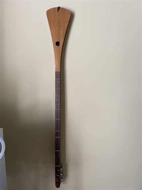 Musical Instruments Three Strings 的图像结果