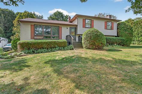 28 Forest Valley Rd, Pleasant Valley, NY 12569 - MLS 916889 - Coldwell ...