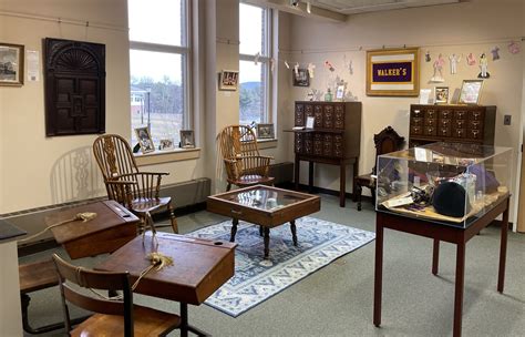 The Ethel Walker School Opens Interactive Museum - The Ethel Walker School