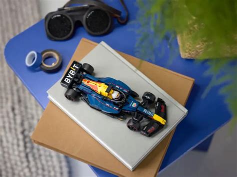 Oracle Red Bull Racing RB20 F1 Race Car : LEGO set | Scale Arts India