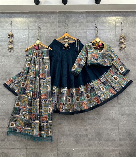 Buy Navy Blue Jam Cotton Chaniya Choli | Anant Exports | Navratri ...