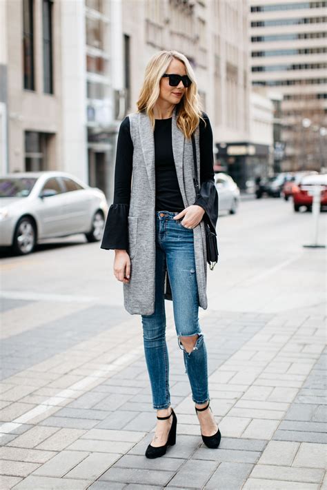 Long Jean Vest Outfits