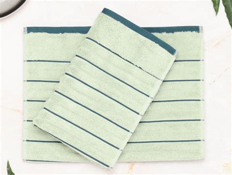 Buy Soft & Absorbent Hand Towel Online | Stylish Hand Towel Collection