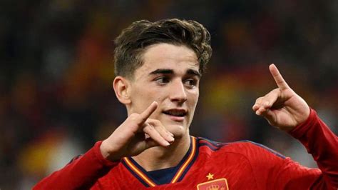 World Cup Best Young Player Trophy 的图像结果