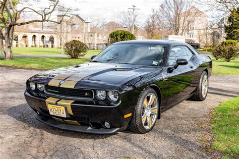 2010 Dodge Challenger Srt8