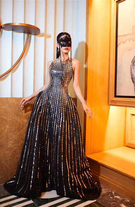 Á hậu Bùi Khánh Linh được bàn luận nhiều nhất sau tập 1 "Đảo Thiên ...