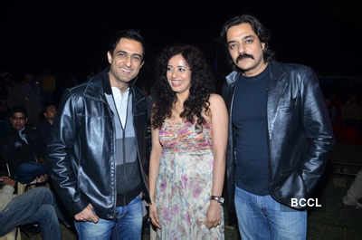 Sanjay Suri, Shreya Narayan and Chandrachur Singh during the mahurat of ...