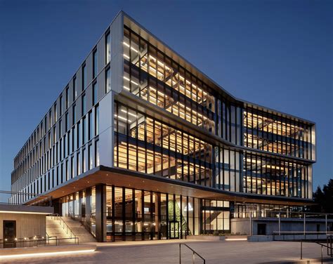 LEVER » Projects » Adidas Headquarters Expansion and Gold Building