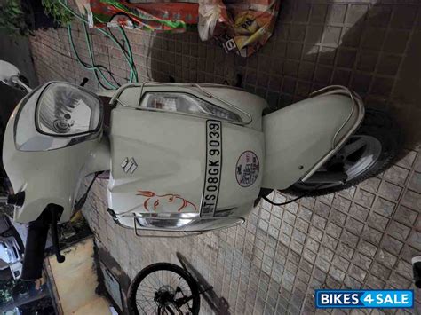 White Suzuki Access 125 Special Edition Picture 3. Bike ID 441417. Bike ...
