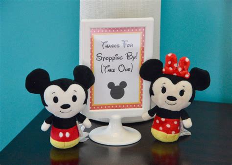 Mickey and Minnie Party Ideas: Food, Decor, & Favors!