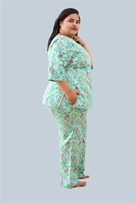 Aqua Plus Size Cotton Printed Pyjama Set – 30 Looks