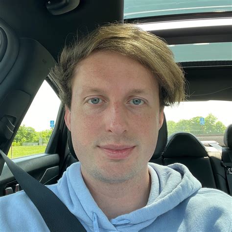 Logan Reviews 's Amazon Page