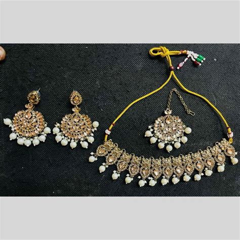 Shree Chamunda Jewellers Gold Plated Crystal Stone And Beads Necklace ...