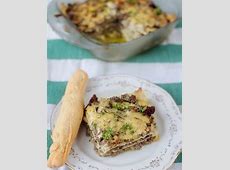 The ground beef in Alex's lasagne with pesto and white  