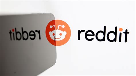 Reddit launches its own image hosting service