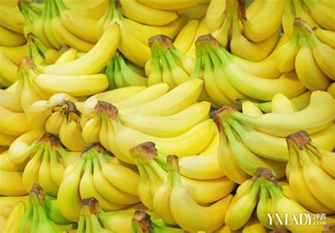 一定要懂！ 香蕉对身体好♥可是90%的人都吃错方法了，而且这种吃法『最伤害心脏』！快share给身边的人吧 (⊙_⊙)
