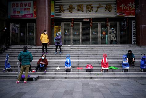 China Lifts Wuhan Lockdown Amid Coronavirus Reinfection Scare ...