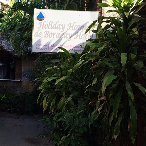 HOLIDAY HOMES DE BORACAY HOTEL - Hotel Reviews & Photos - Tripadvisor