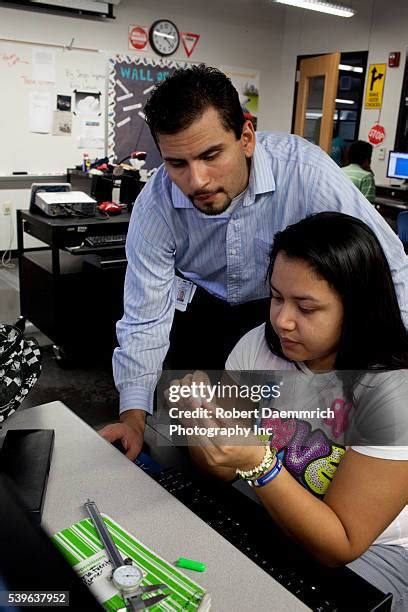 Student Engineer with a Complete Computer 的图像结果